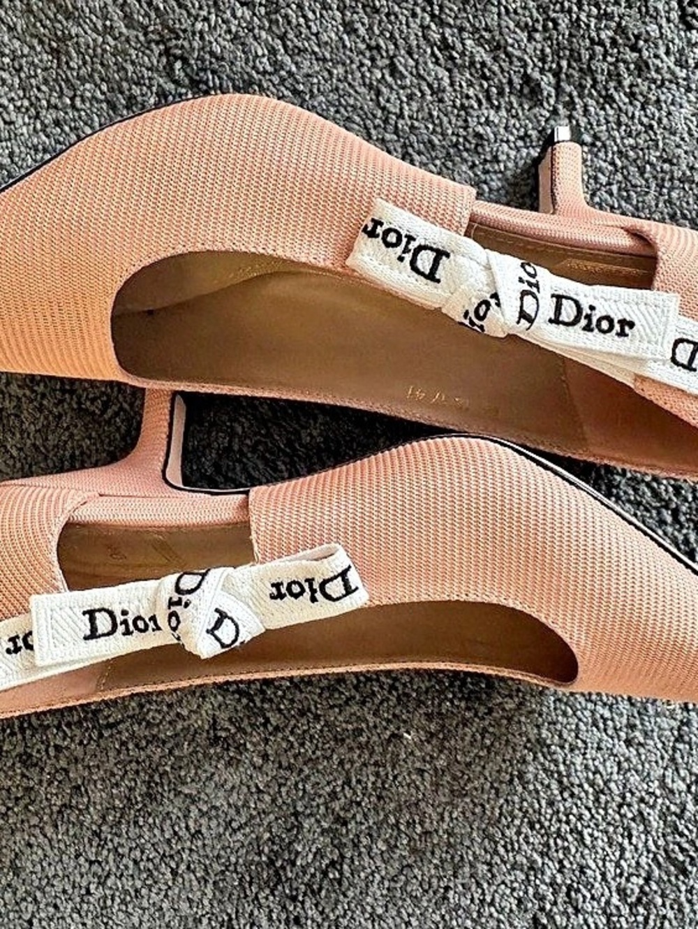 Pointed Toe Slingback Pumps in Pink EU 41